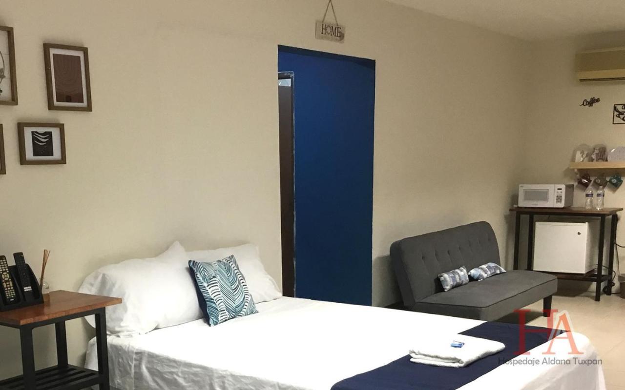 Hospedaje Aldana - Habitacion L E R D O En Zona Centro Tuxpan  Luaran gambar